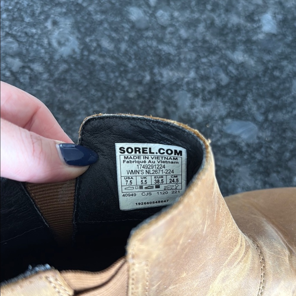 Sorel Emelie Chelsea waterproof Boots - Picture 4 of 6
